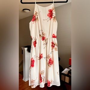 Women’s summer dress. White with flowers.